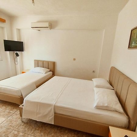 Mejdi Apartments Sarande Room photo