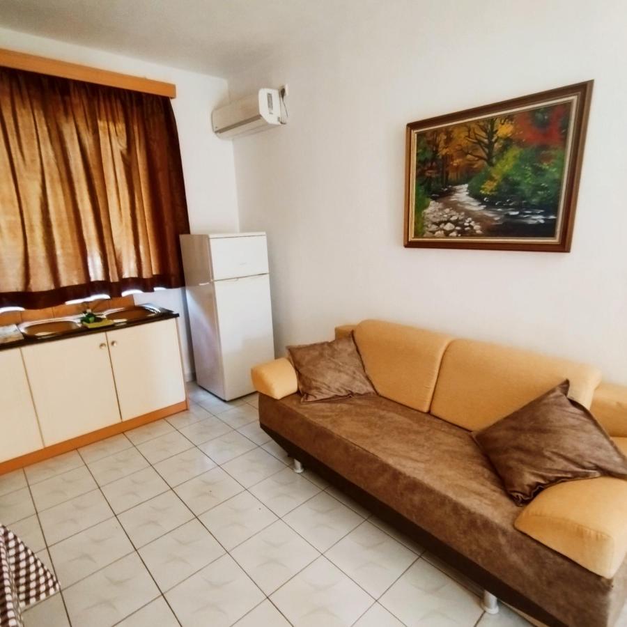 Mejdi Apartments Sarande Exterior photo