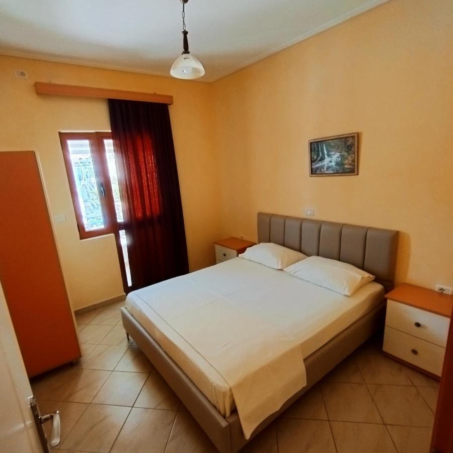 Mejdi Apartments Sarande Exterior photo