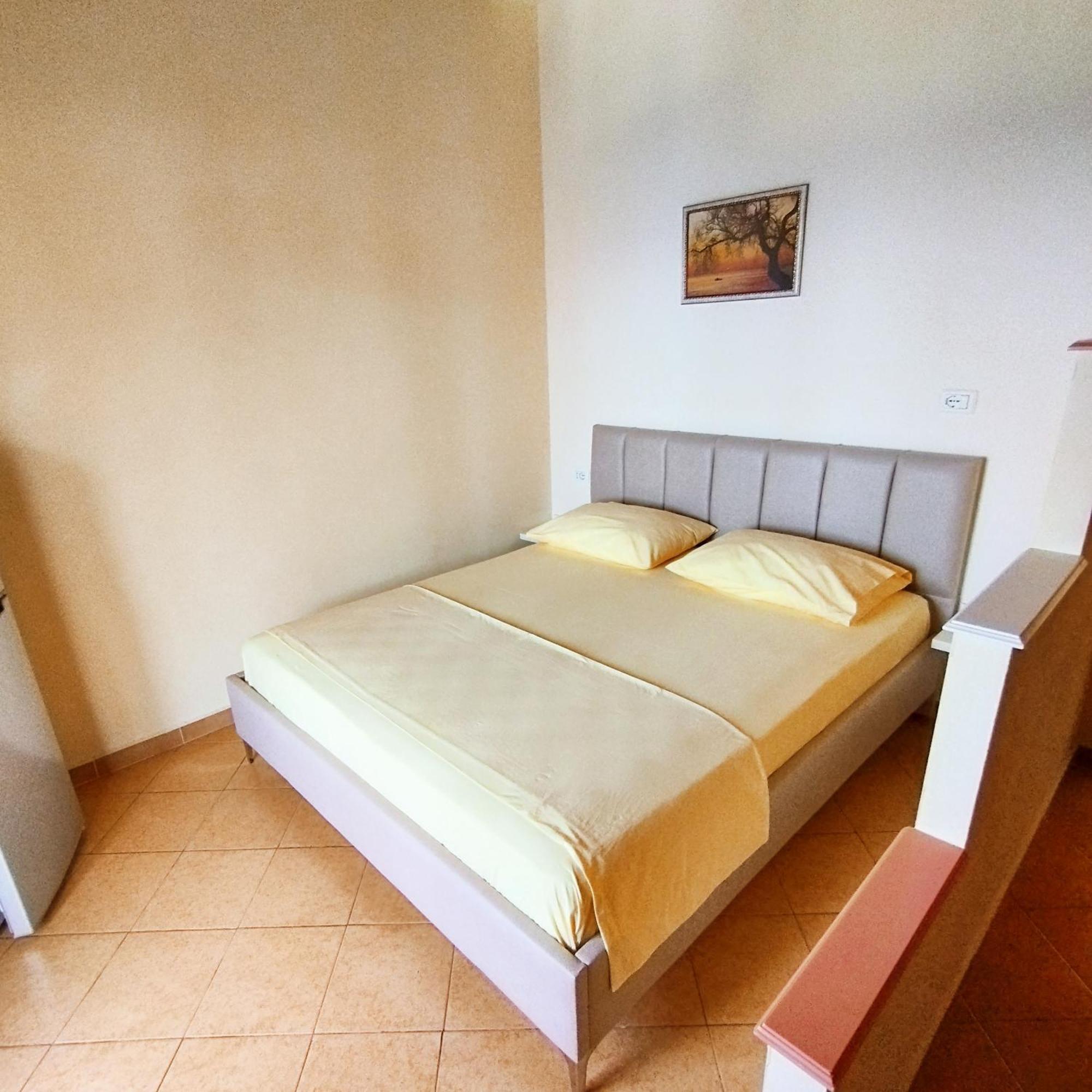 Mejdi Apartments Sarande Room photo