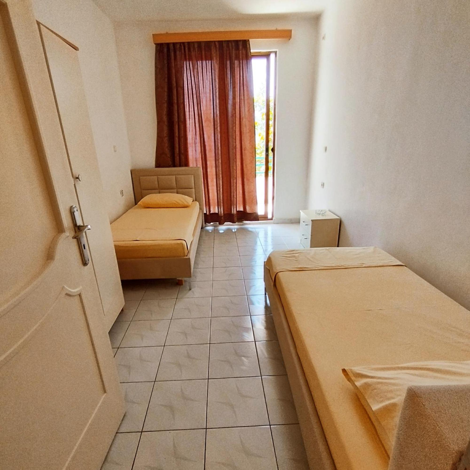 Mejdi Apartments Sarande Room photo