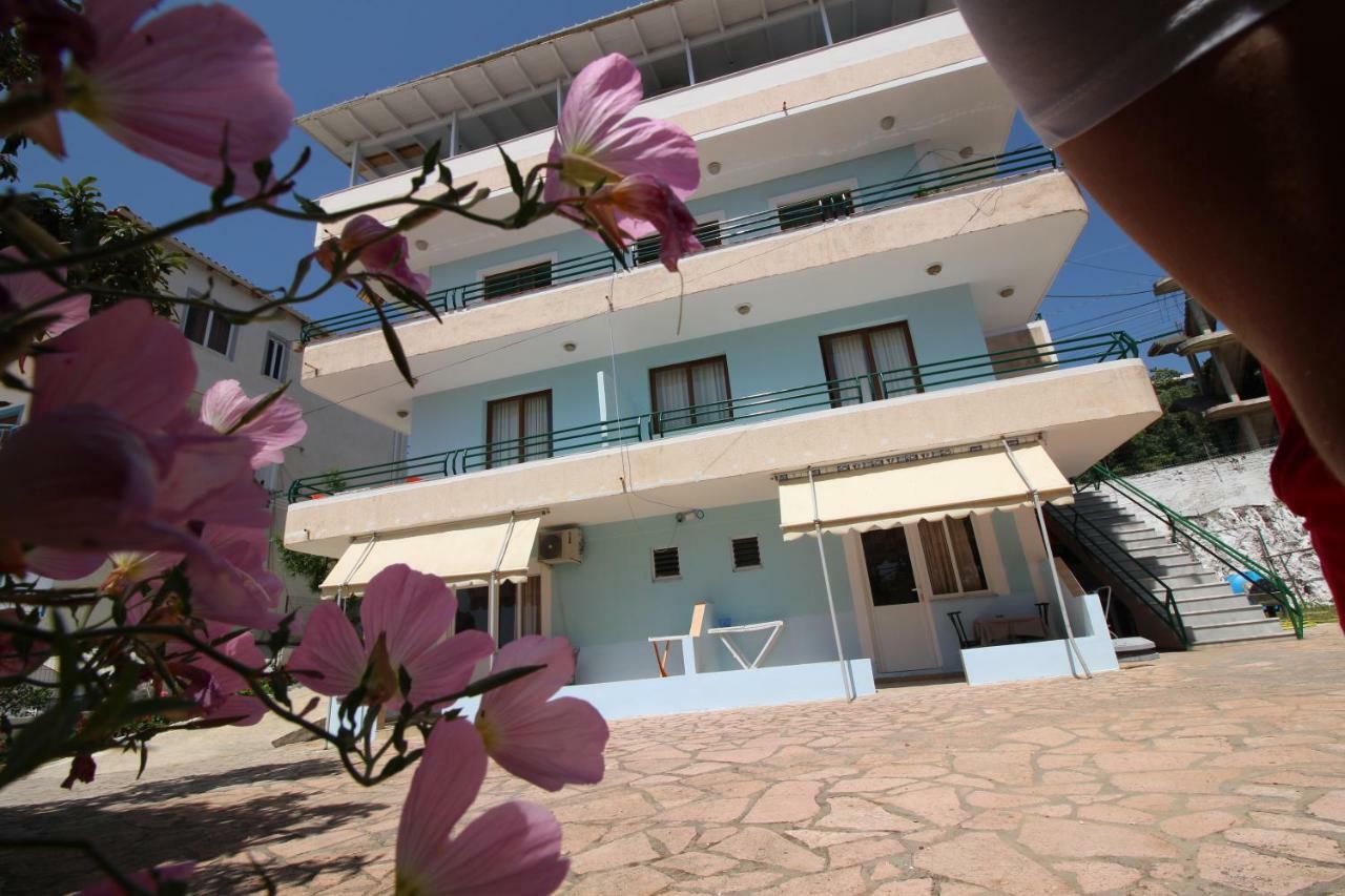 Mejdi Apartments Sarande Exterior photo